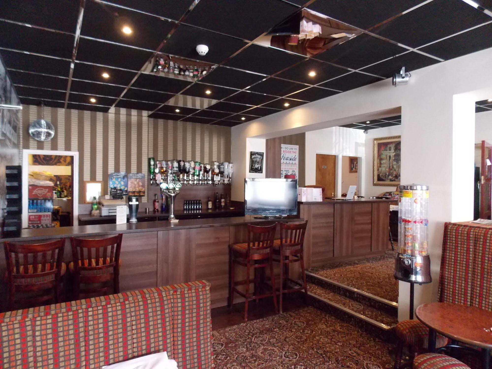 The Trafford Hotel Blackpool Eksteriør bilde