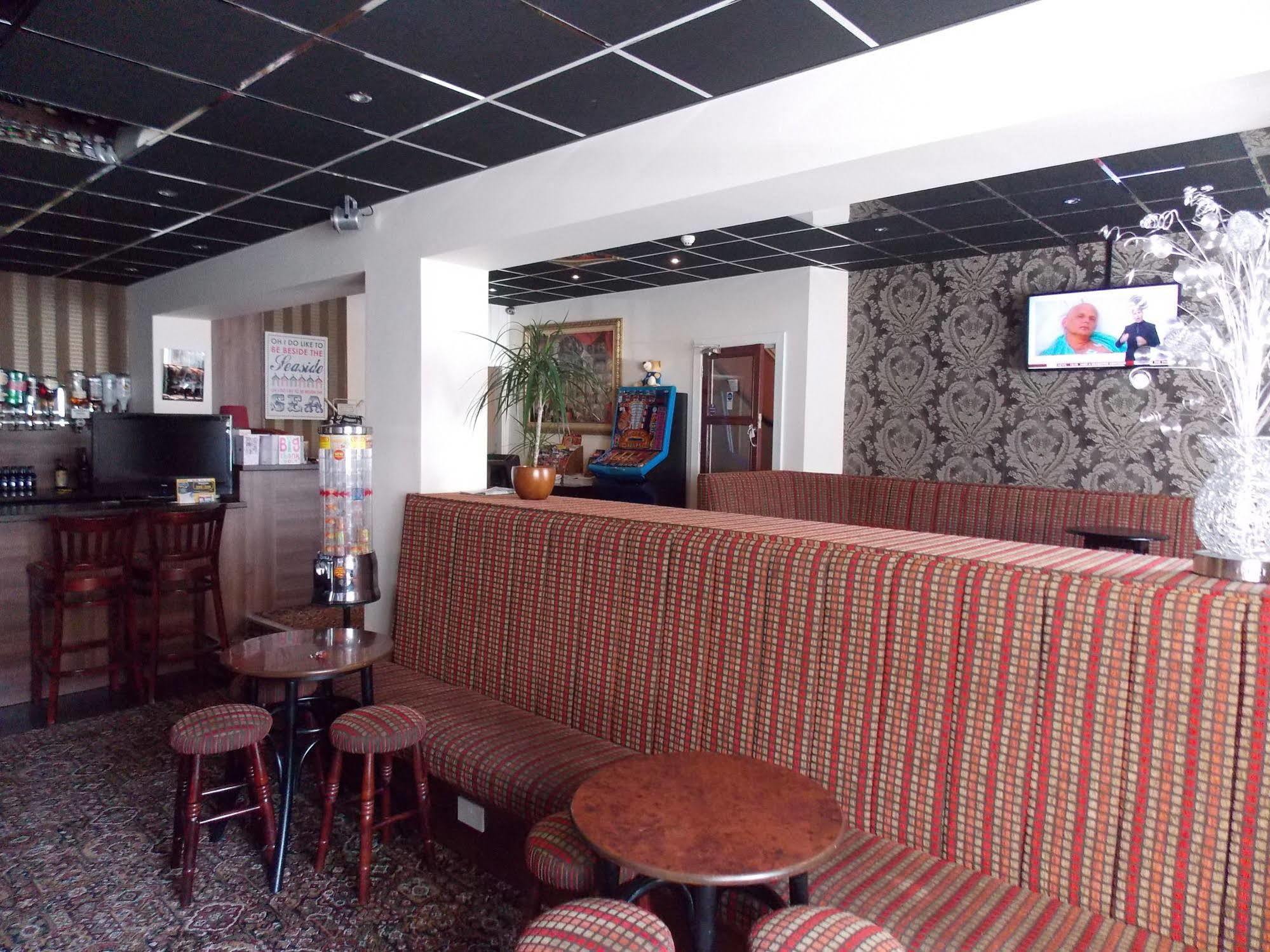 The Trafford Hotel Blackpool Eksteriør bilde
